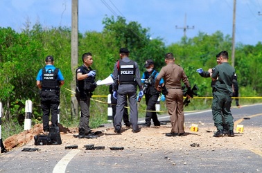 1 Polisi Thailand Tewas 4 Terluka Akibat Ledakan Bom Pinggir Jalan Di Patani